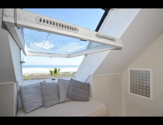 1 BEDROOM APARTMENT FOR SALE IN DOLPHIN BEACH